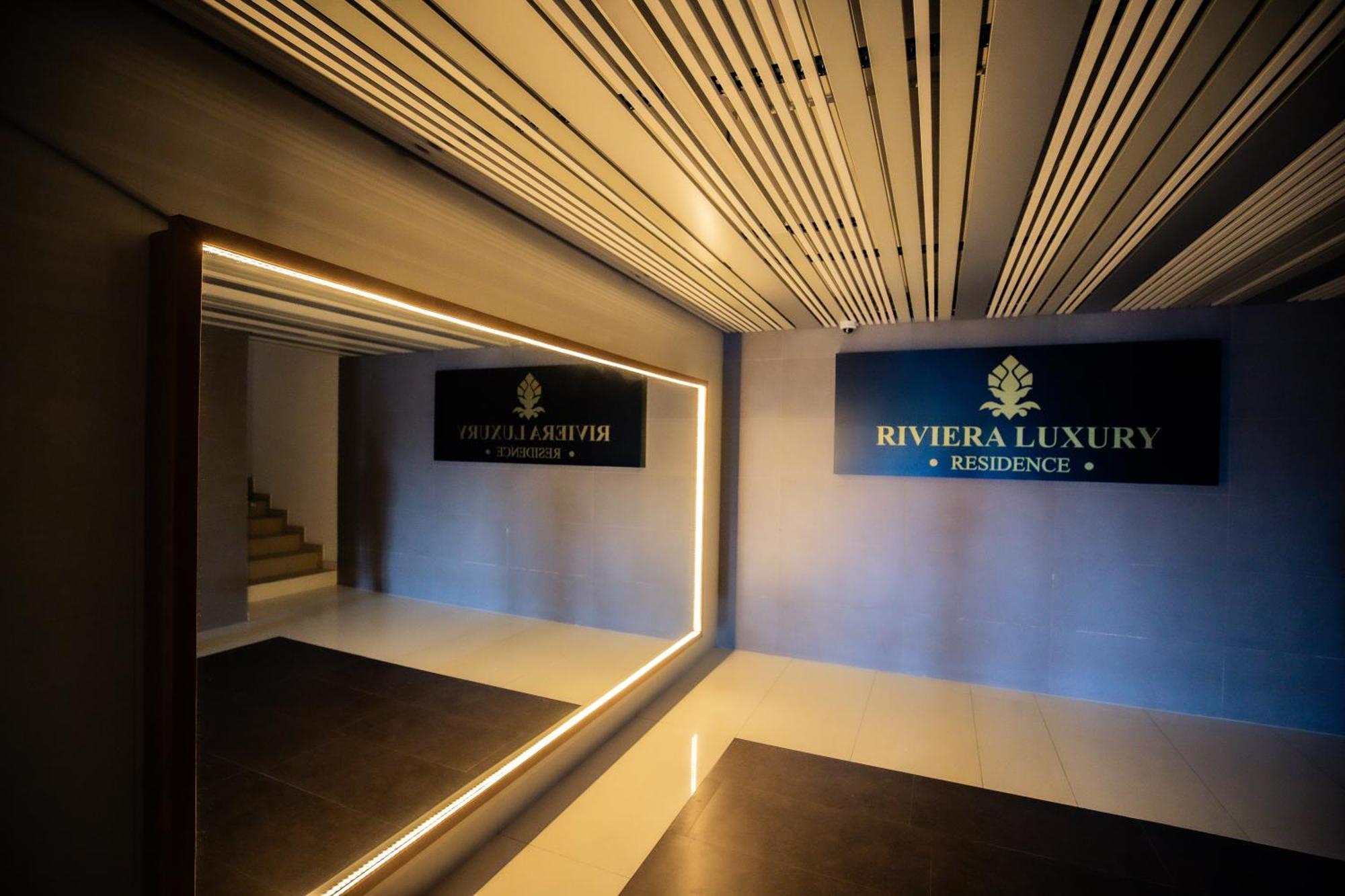 Red Hotel Riviera Suite&Lake クルージュ＝ナポカ エクステリア 写真